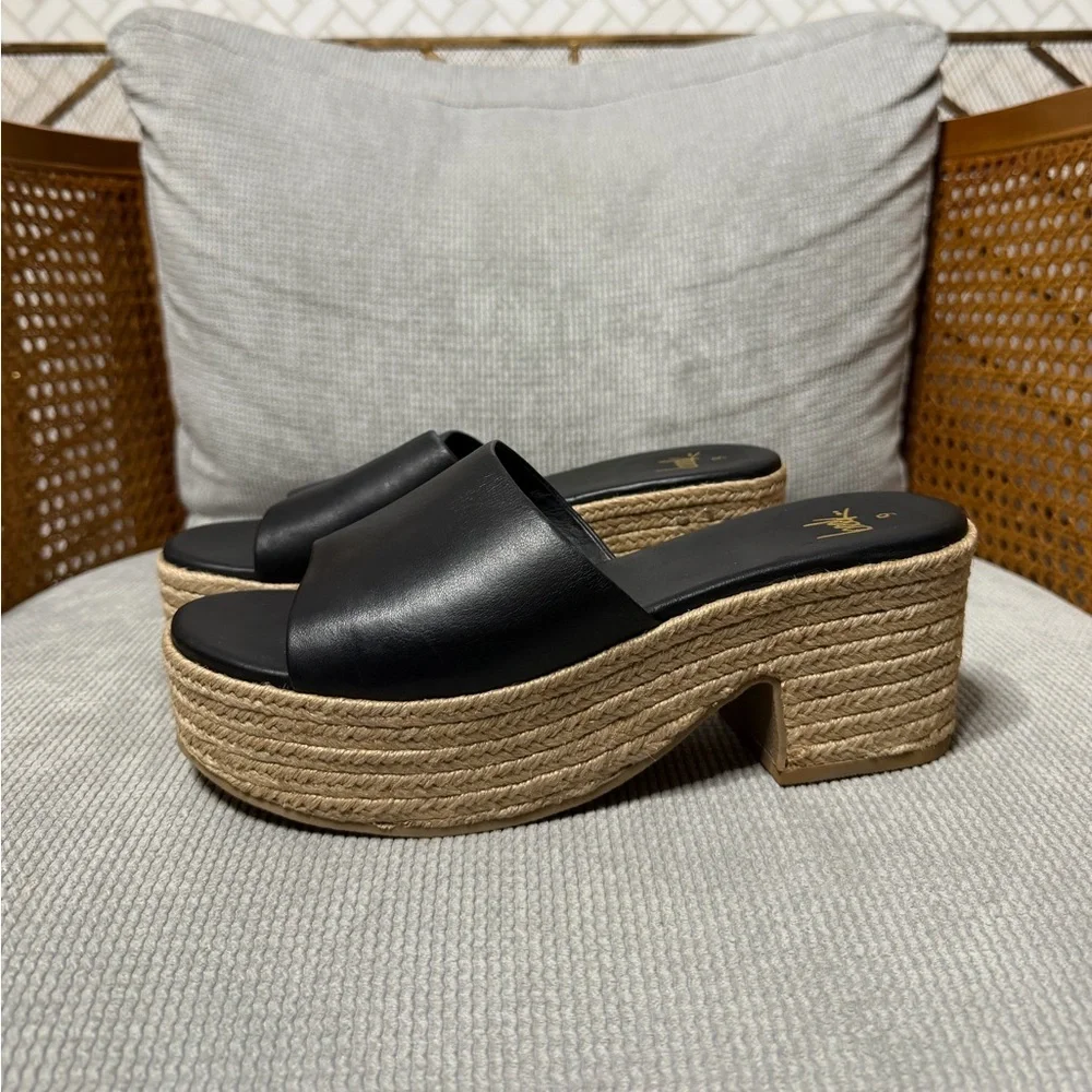 Beek Prinia Jute Platform Sandals